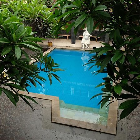 Kerti Beach Bungalow&Restaurant Padangbai  Bagian luar foto