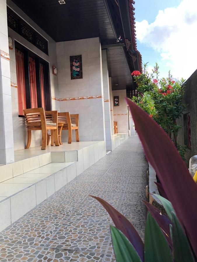 Kerti Beach Bungalow&Restaurant Padangbai  Bagian luar foto