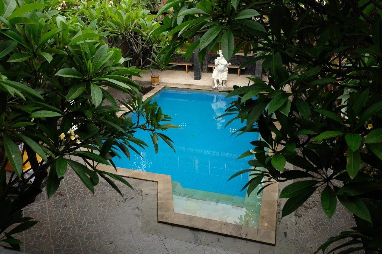 Kerti Beach Bungalow&Restaurant Padangbai  Bagian luar foto