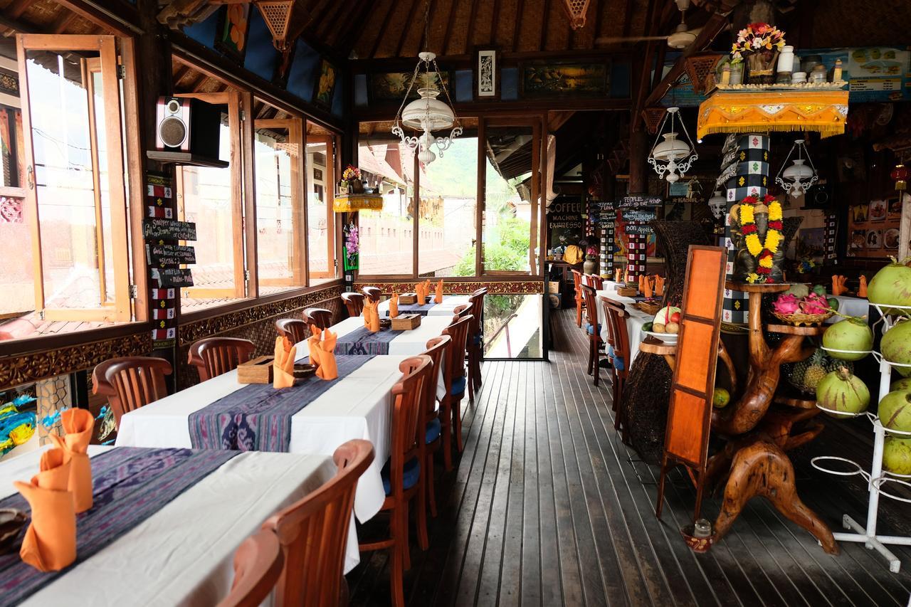 Kerti Beach Bungalow&Restaurant Padangbai  Bagian luar foto